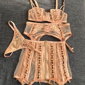 Honey Birdette Shannon set